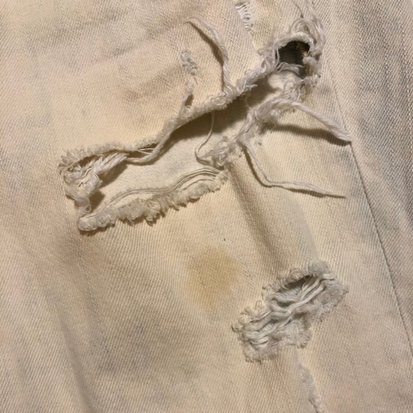 👻Ripped Off-White Jeans👀 - Picture 4 of 11